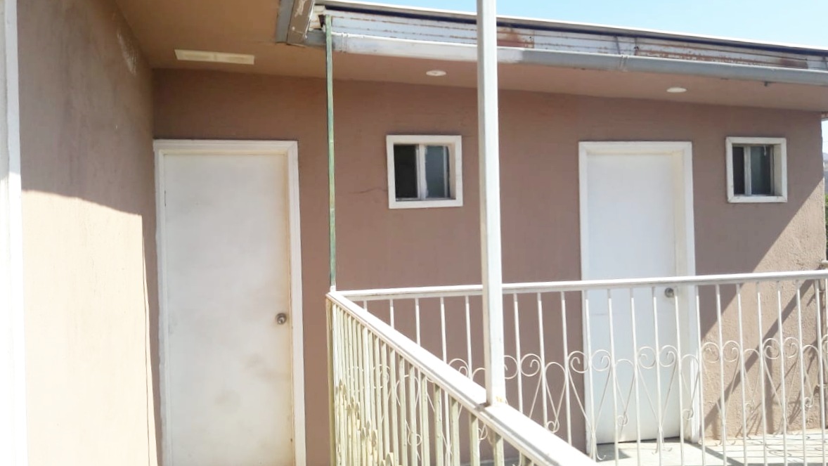 ensenada warehouse bathrooms